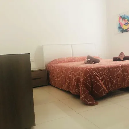 Apartment Mario's Rent House St.juliens *