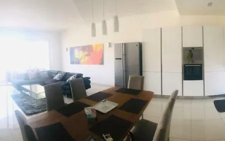 Apartment Mario's Rent House St.juliens *