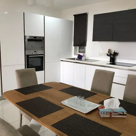 Mario's Rent House St.juliens * Is-Swieqi